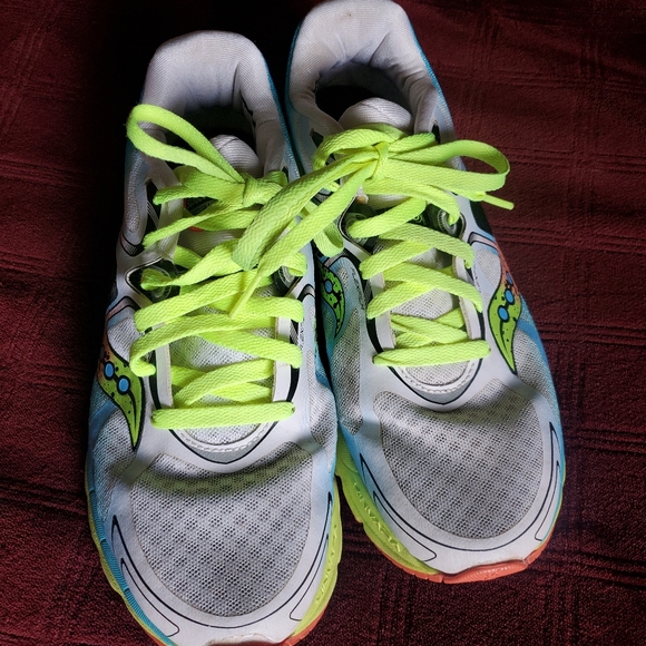 Saucony Kinvara 6 Women's Running Sneaker - Picture 5 of 10